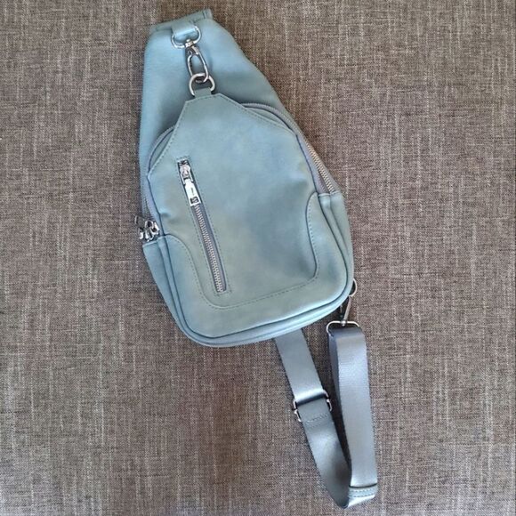 Antik Kraft Handbags - Antik Kraft baby blue faux leather sling pack